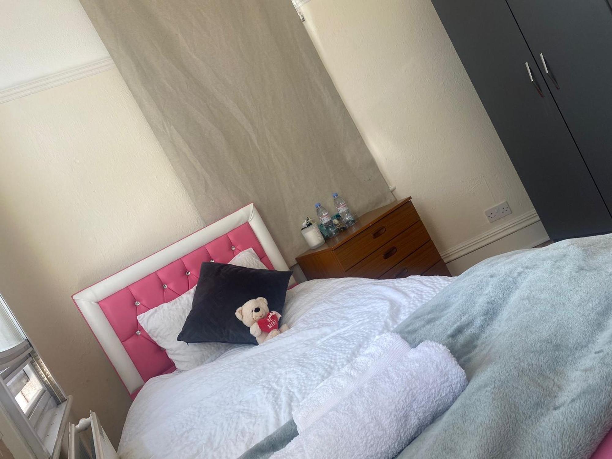 London Rental Carshalton Extérieur photo