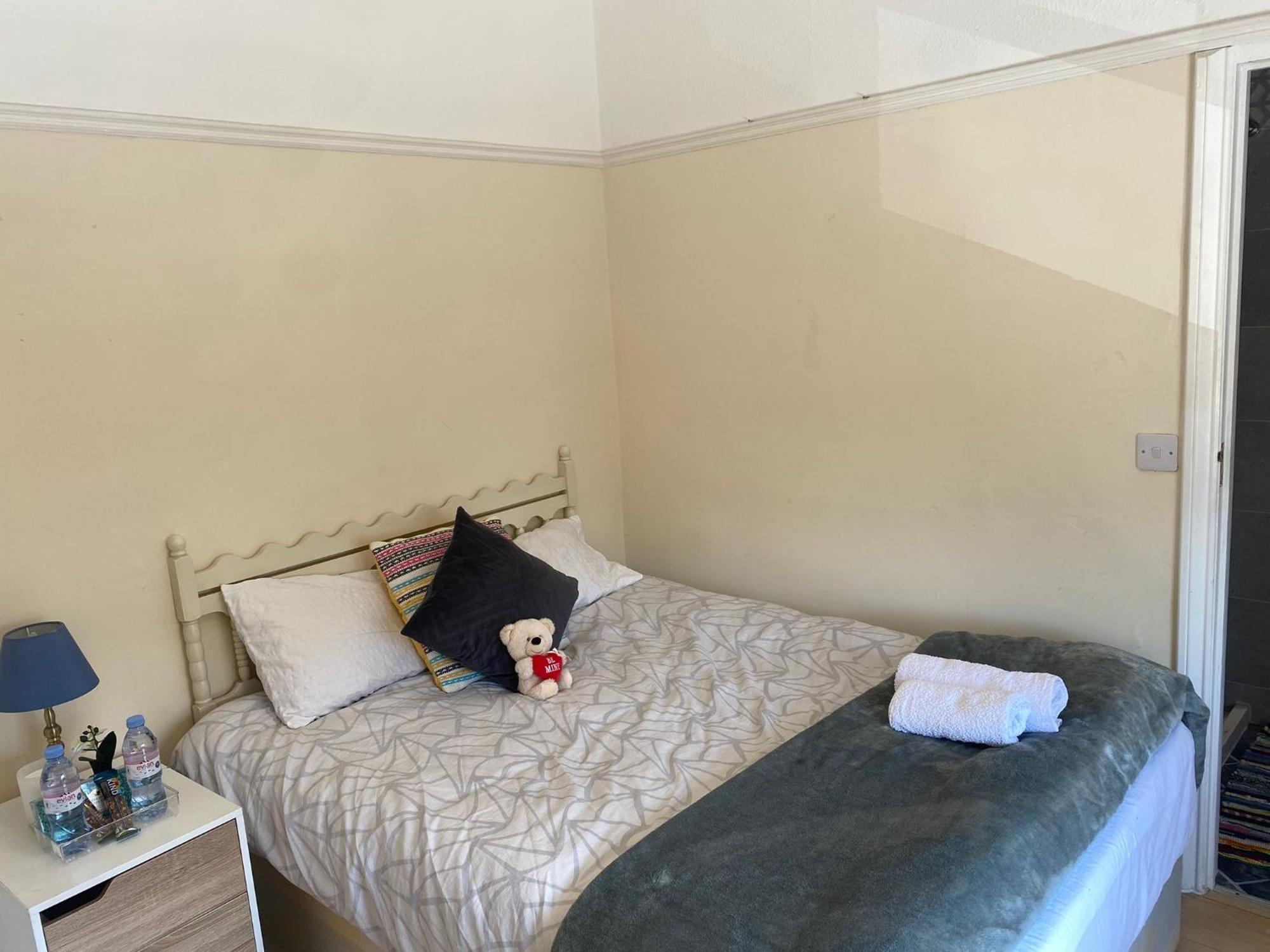 London Rental Carshalton Extérieur photo