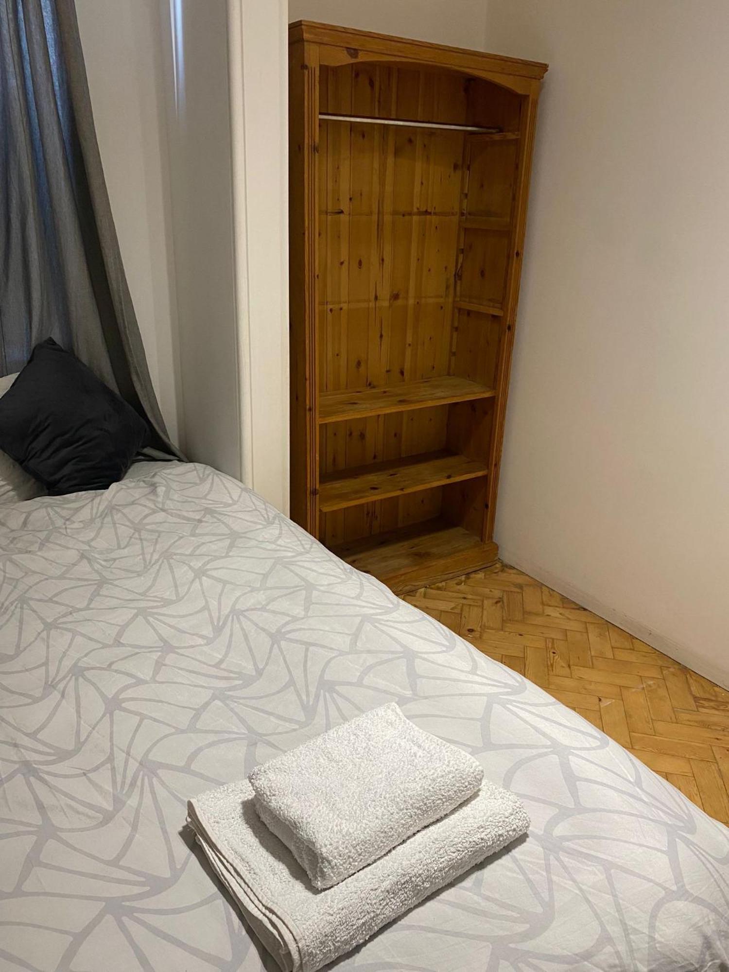 London Rental Carshalton Extérieur photo