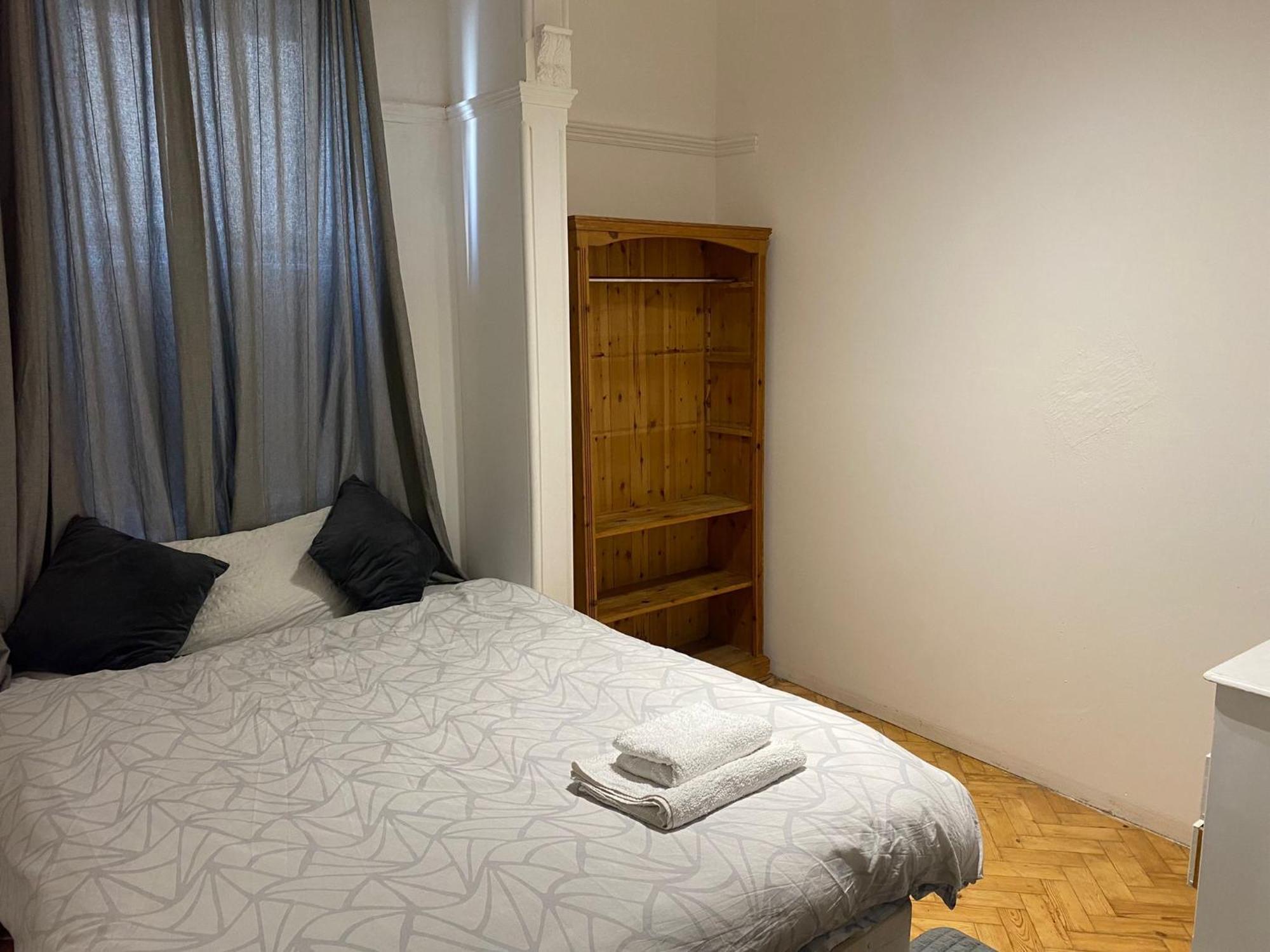 London Rental Carshalton Extérieur photo