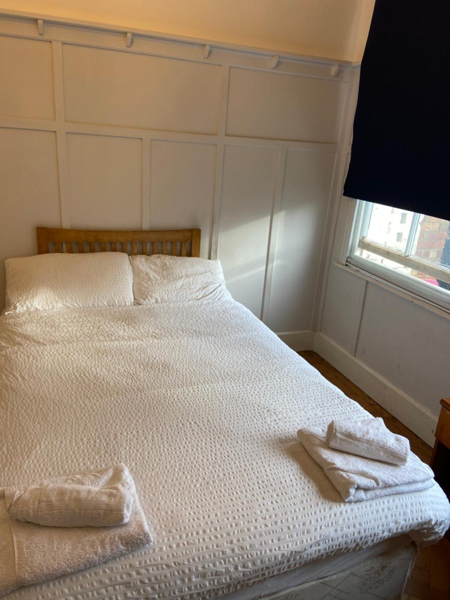 London Rental Carshalton Extérieur photo