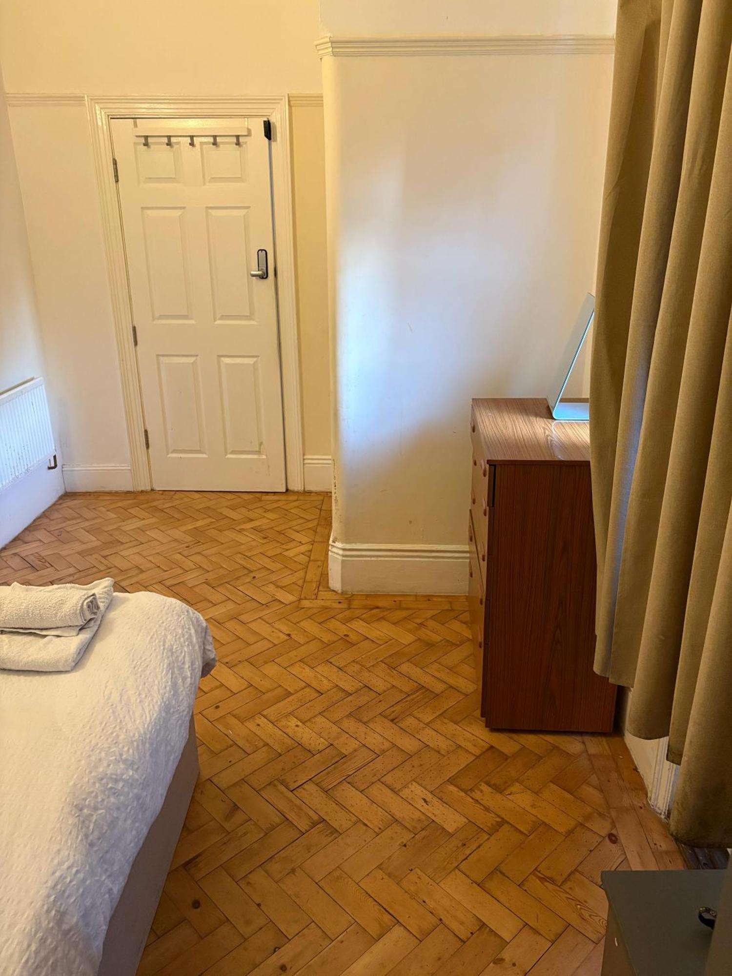 London Rental Carshalton Extérieur photo